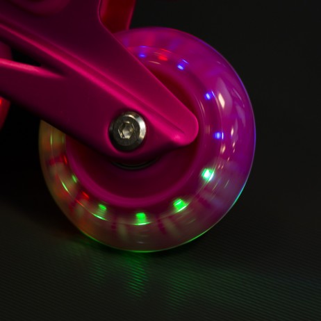 Role reglabile Nils Extreme NJ4613 cu roti LED- roz
